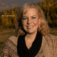 Dr. Barbara Knox Logo