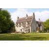 Bradgate Manor Logo